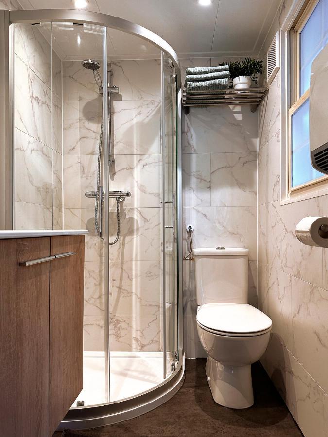 Chalet Natuurrijk Ойстервейк Экстерьер фото